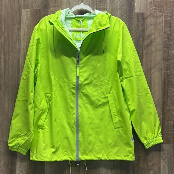 RAINS - Storm Breaker in Reflective Digital Lime - Picture 5 of 7